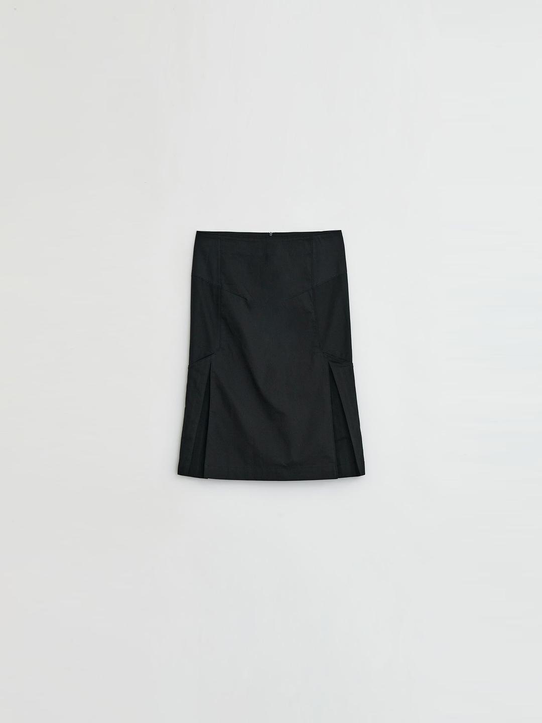 WOMENS PANELED SKIRT     BLACK