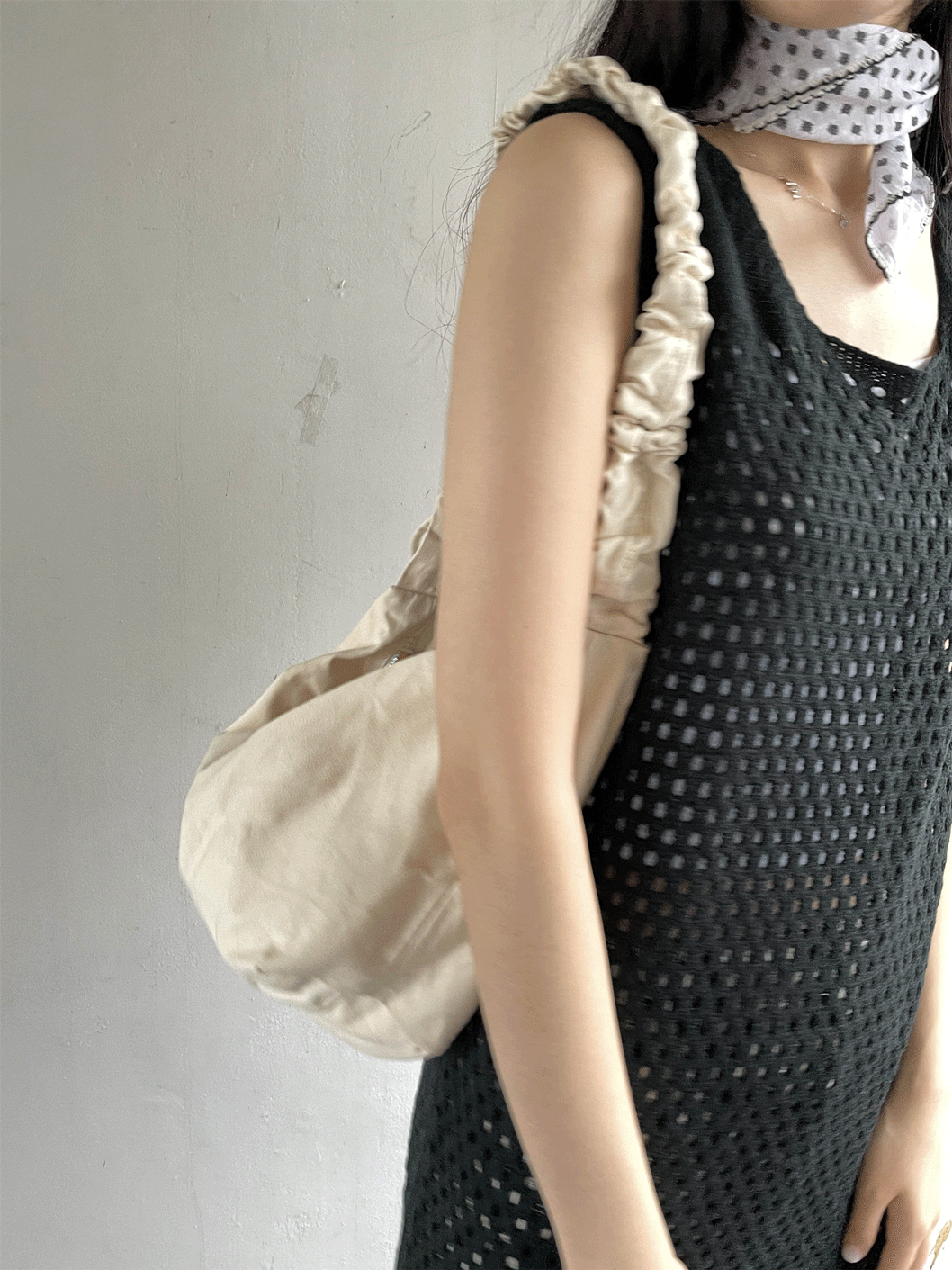 shirring shoulder bag