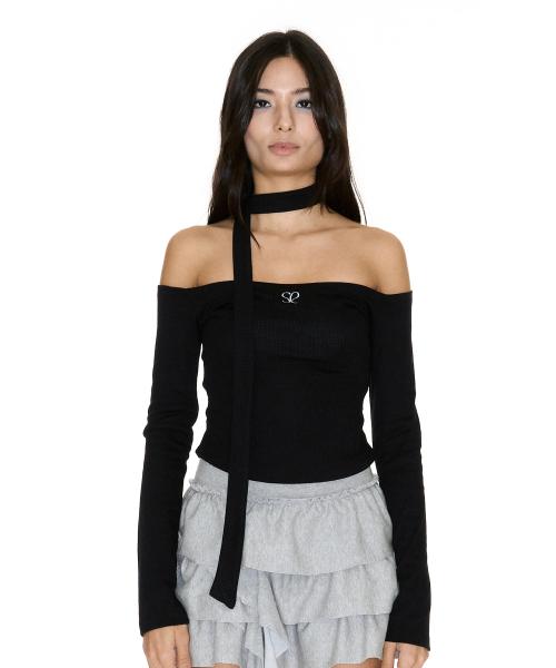 JENNIE OFF-SHOULDER LOGO TOP BLACK