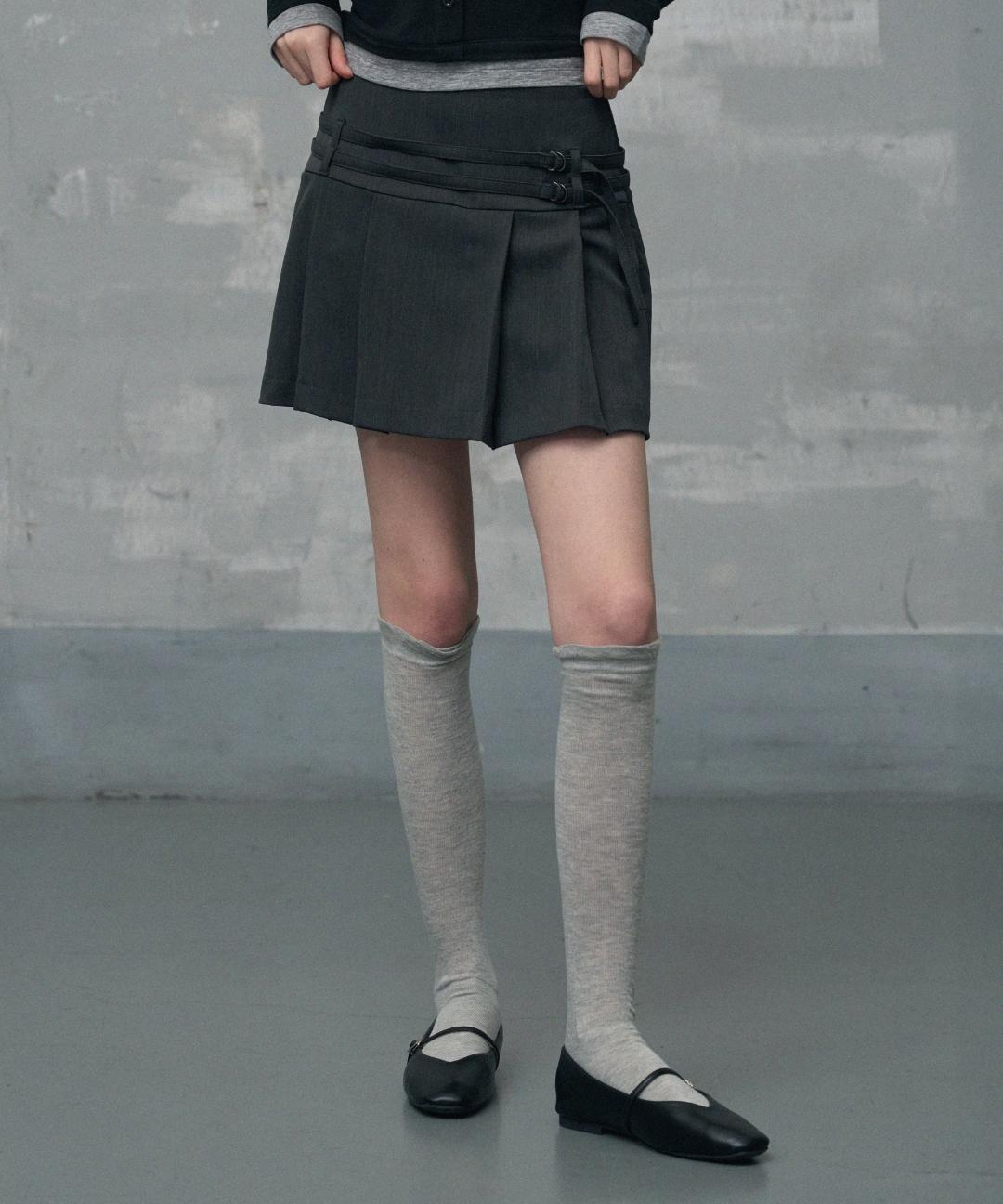 레더리 더블 스트랩 플리츠 미니 스커트 [2COLOR]