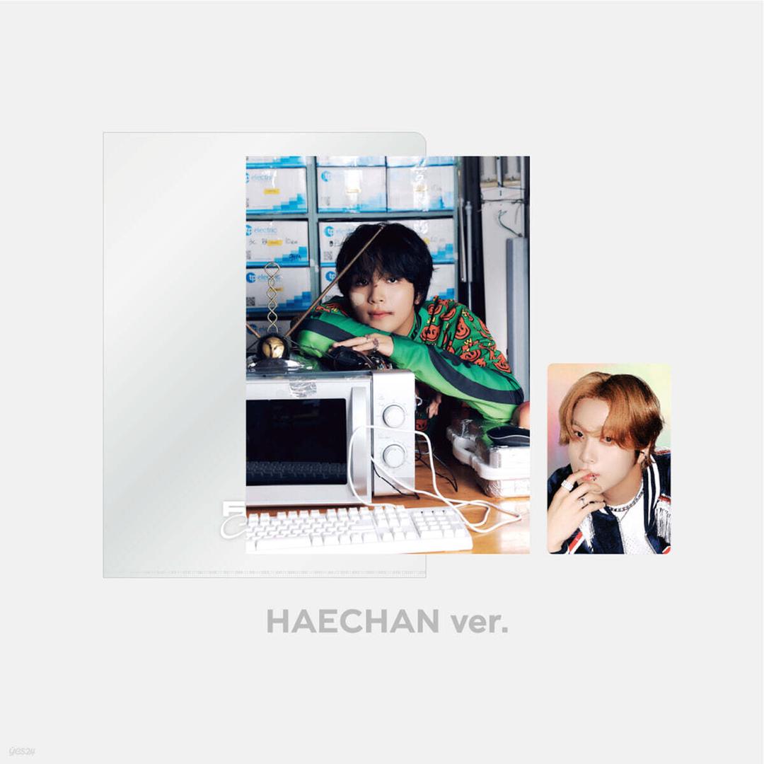 [NCT 127 'Fact Check'] POSTCARD + HOLOGRAM PHOTO CARD SET [해찬 ver.]