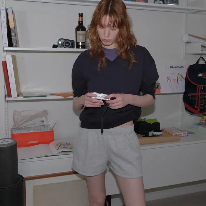 Half V MTM_Deep Navy