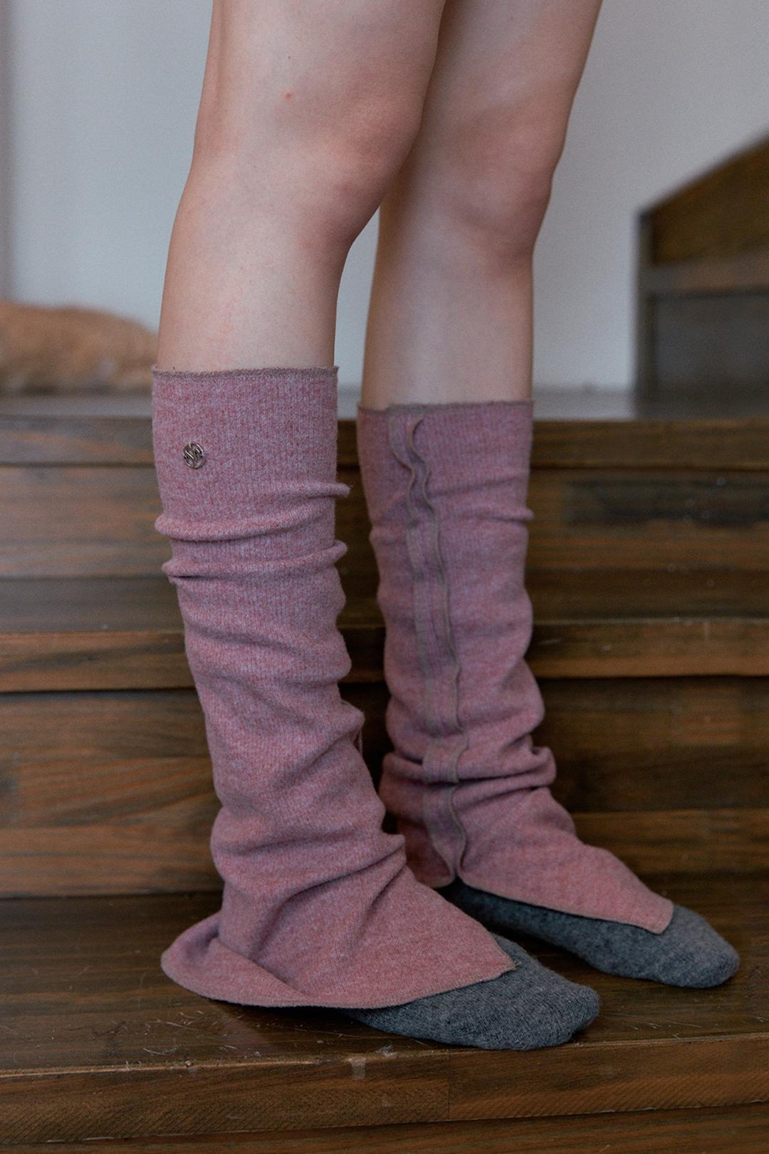 SLIT STITICH LEG WARMERS