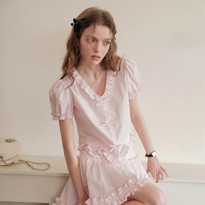 Cest_Ruffle striped blouse