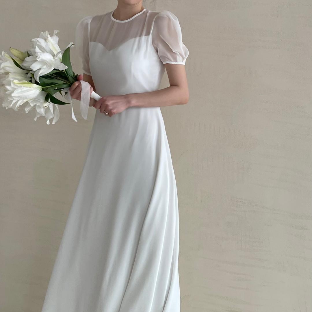 튤립 퍼프 드레스