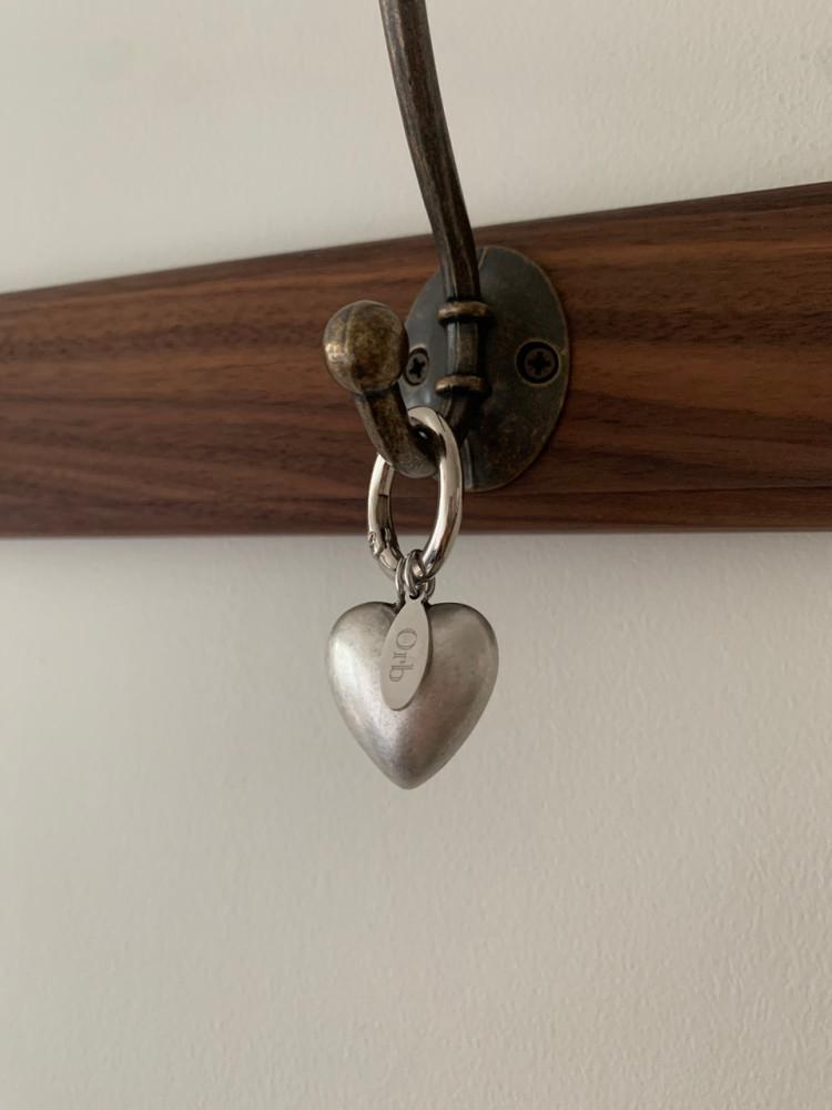 Fall in love keyring