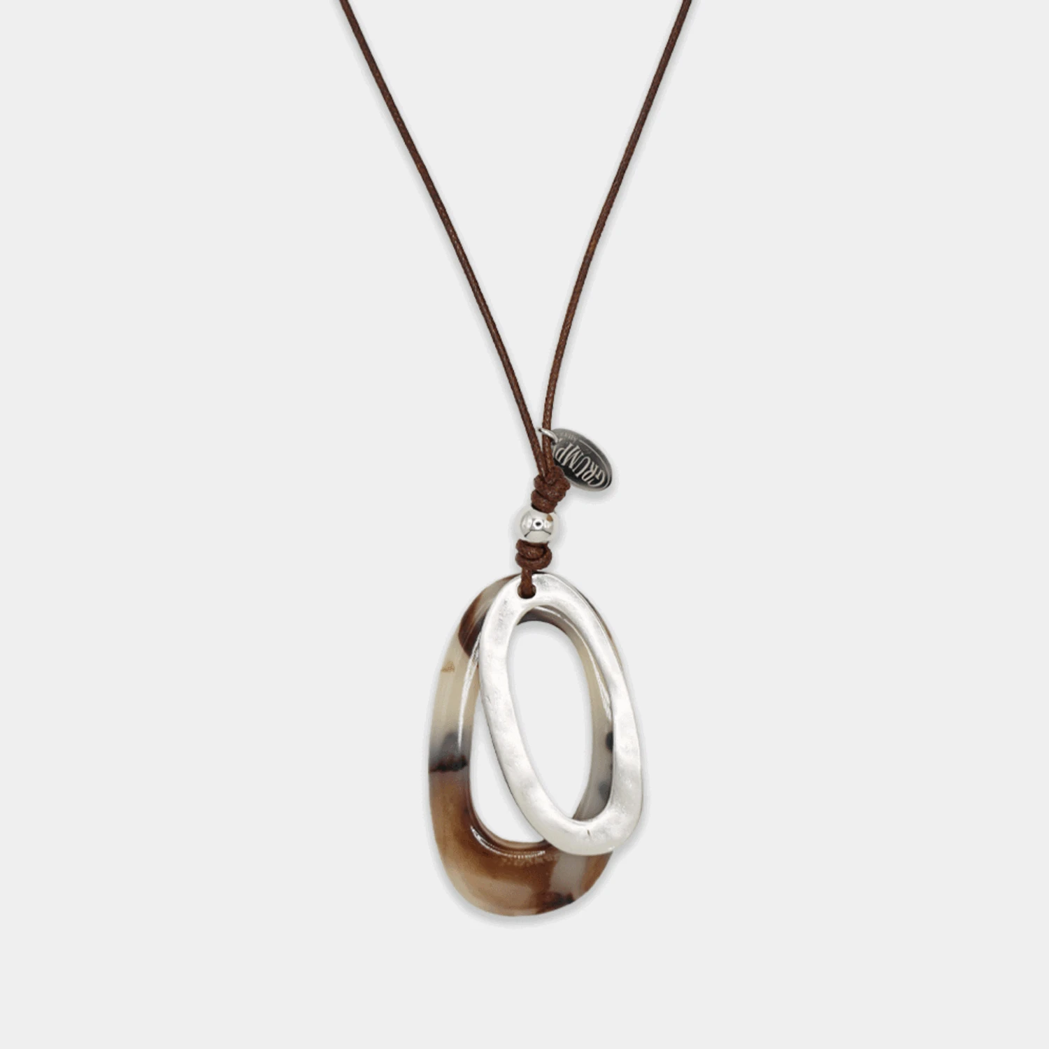 Forma Oval Necklace