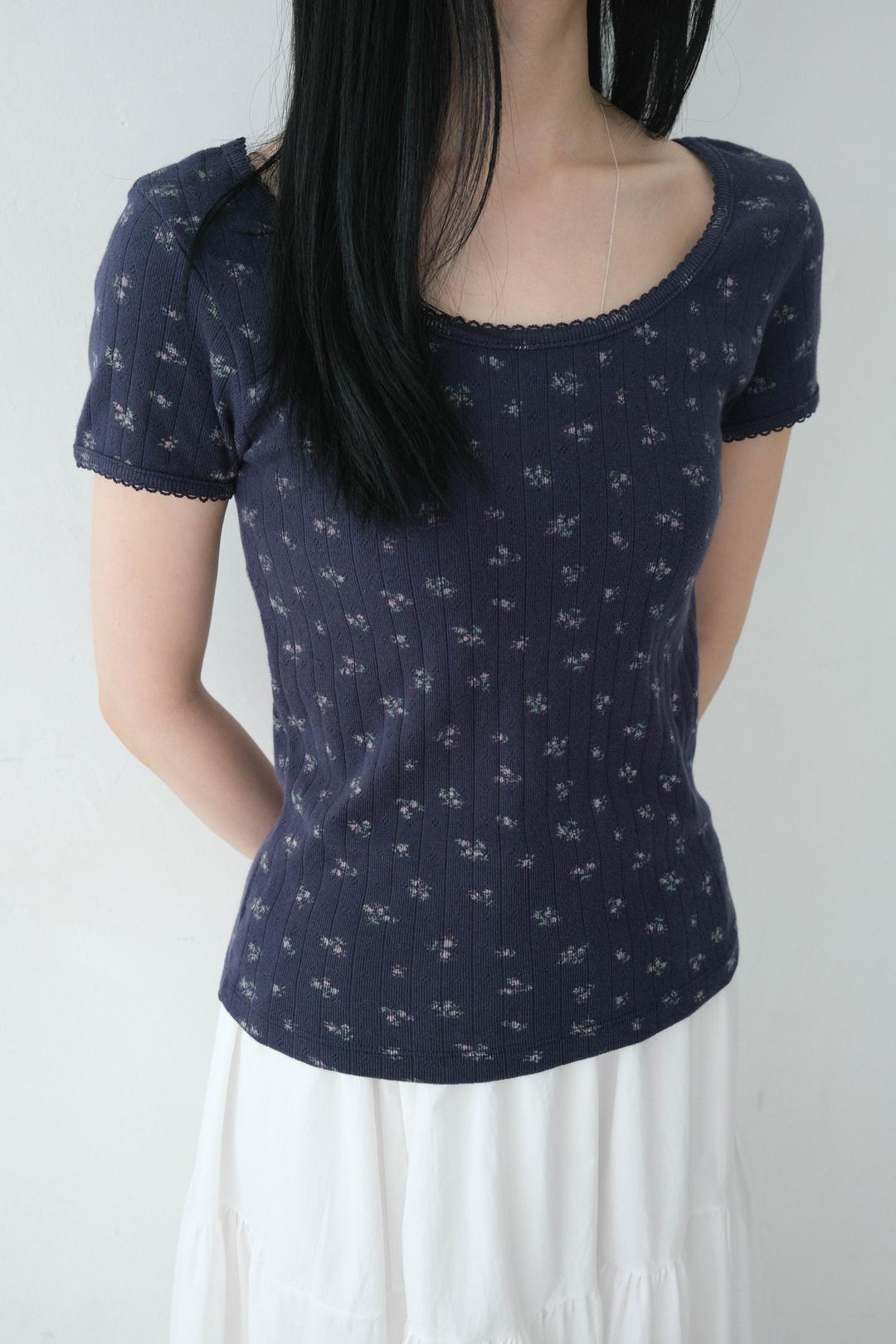 Tiny flower pointelle tshirt (2col)
