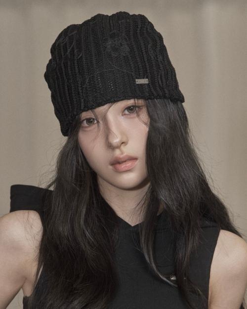 Flower Beanie (black)