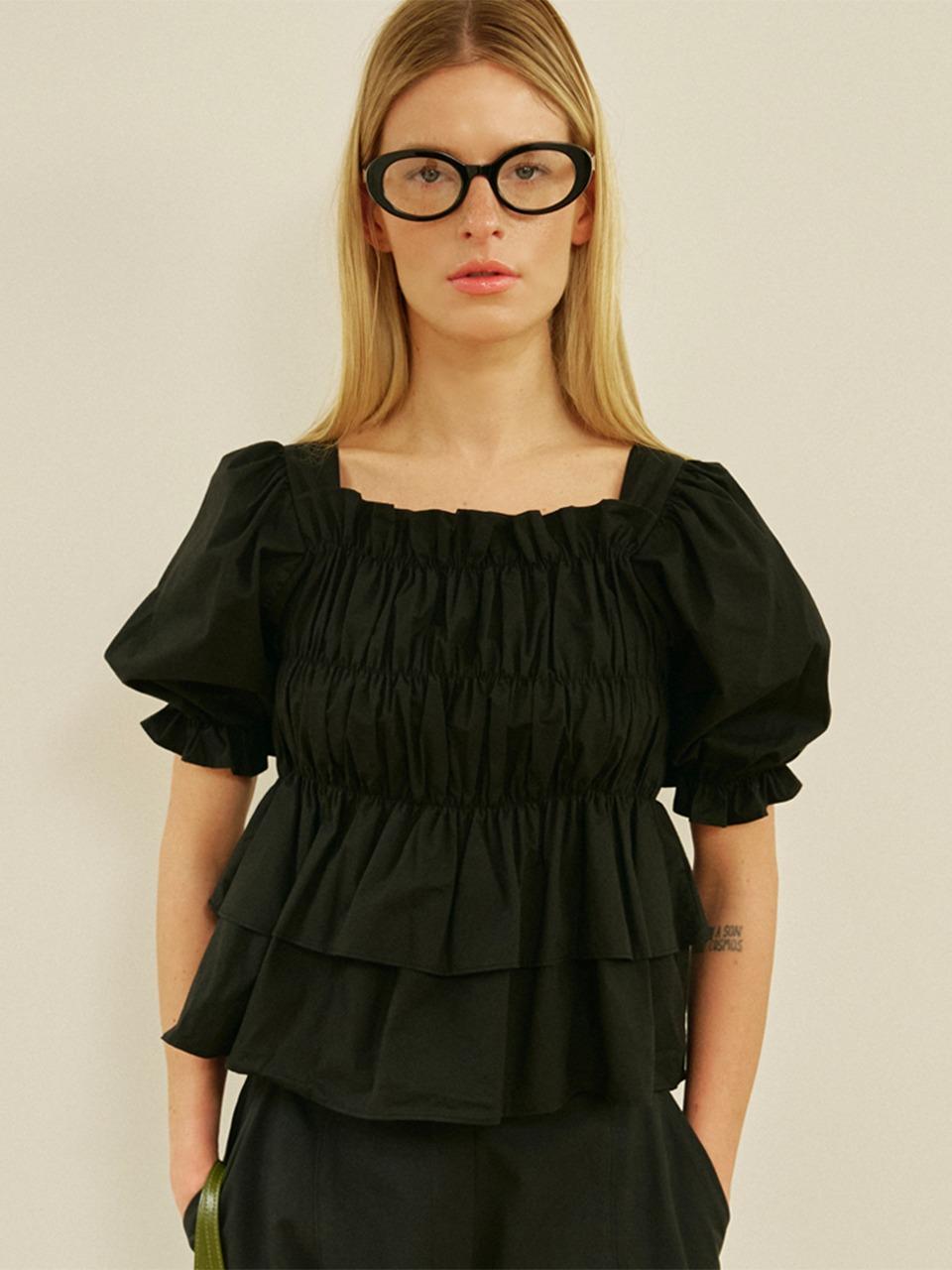 Magnolia puffy cotton blouse