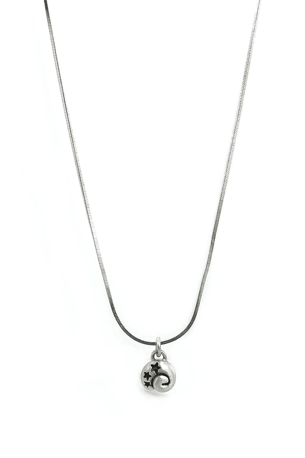Star shell necklace