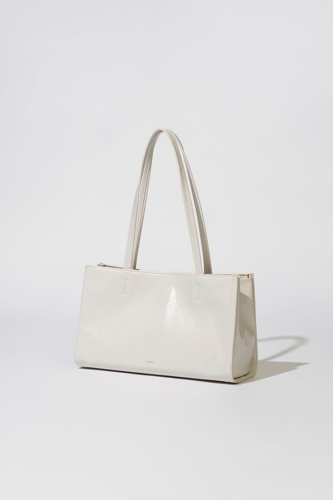(차정원Pick) Oblong bag · 오블롱백 / 크림
