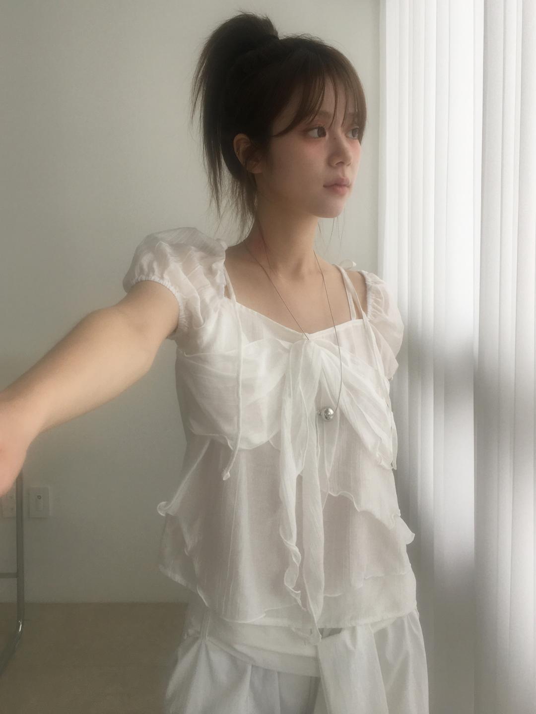 노비야카 Peony blouse (Ivory, cream, black) *주문시5일소요
