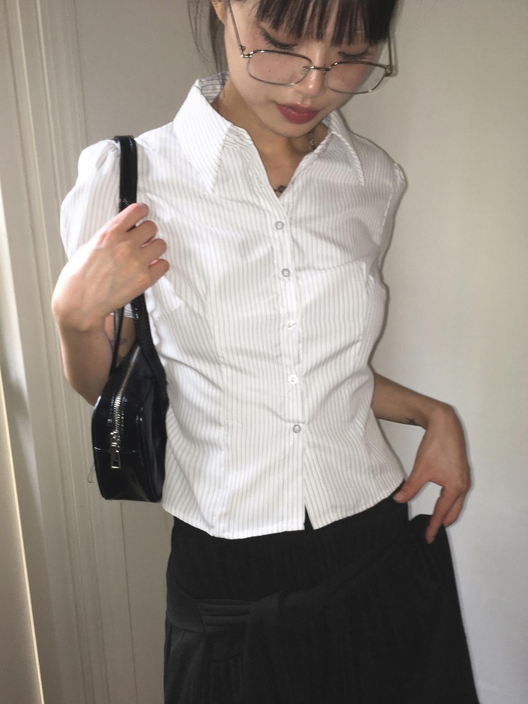 원더원더 르팟 슬림 스트라이프 퍼프 반팔 셔츠