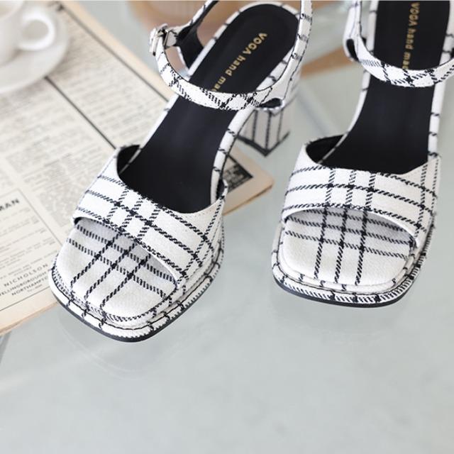셀비스 샌들힐 (8cm)
