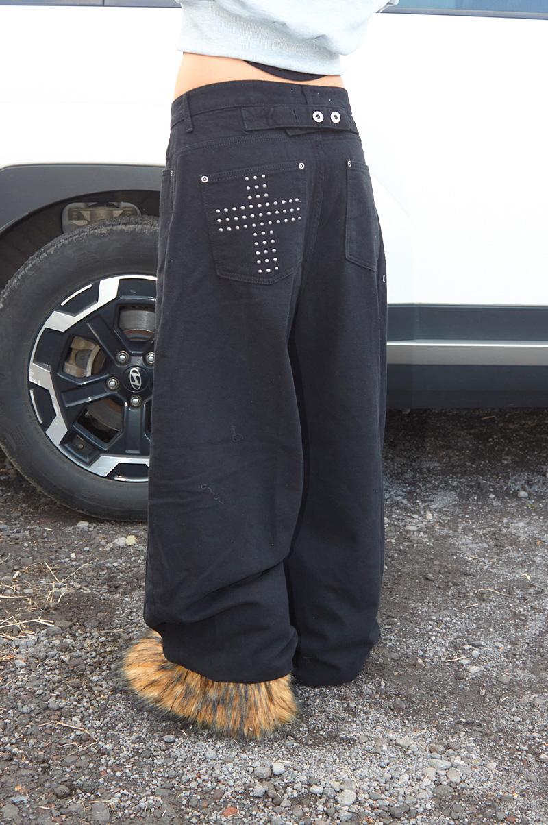 ETHAN BACK POCKET STUD COTTON PANTS (GIMO)