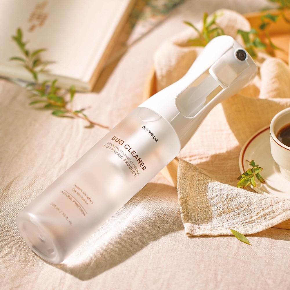 둠벅 천연 살충제 집먼지 진드기 퇴치제 퇴치약 베드버그 제거제 알레르기 비염 제거 방법 침구 침대 매트리스 이불 패브릭 소파 카페트 청소 소독 리필형 피레트린 스프레이 300ml : 둠벅