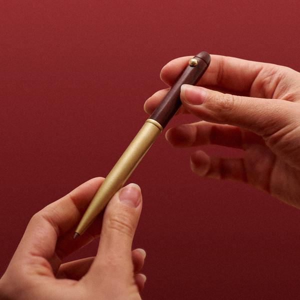 TTC Sandalwood Pen & Leather Pouch Set