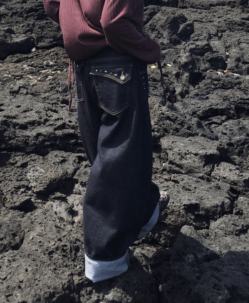 스터드 진청 논페이드 데님 와이드팬츠 (1color)