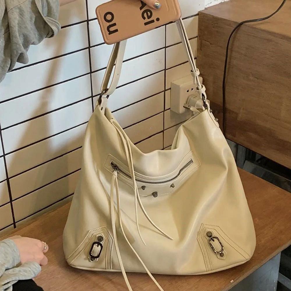 티나 빅 숄더백