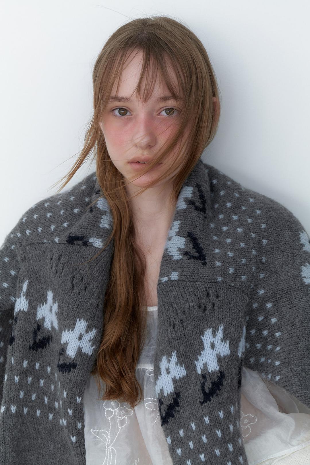 Winter Garden Cardigan (Grey)