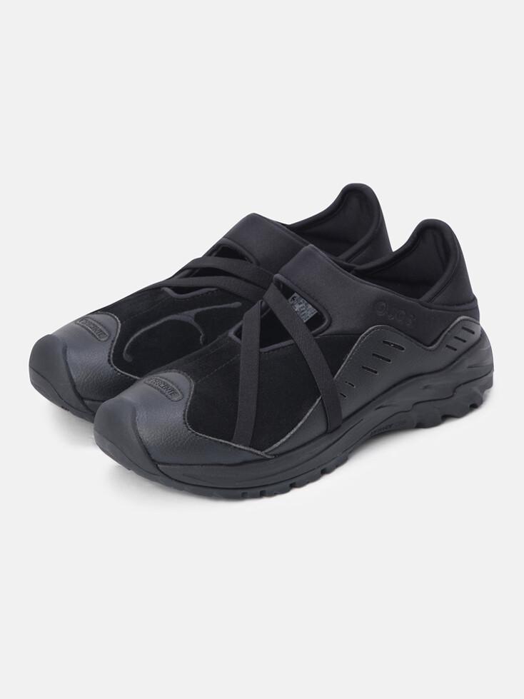 DESCENTE X OJOS URBAN T450 SLIP-ON 블랙(SP322HCR92)