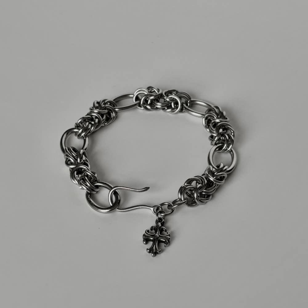 N.91 cross bracelet
