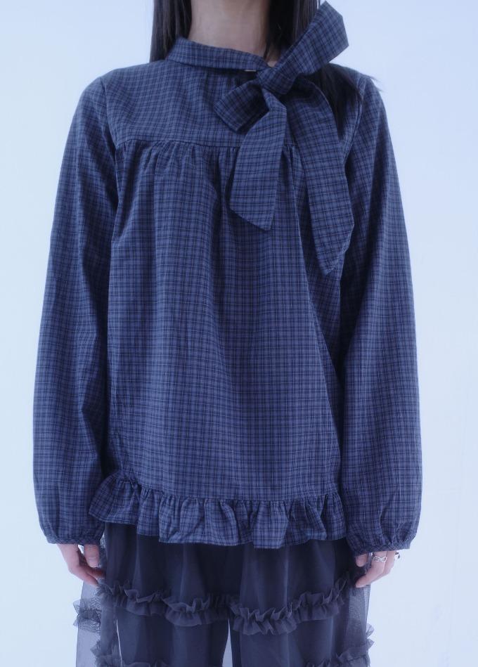 체크 리본 타이 블라우스