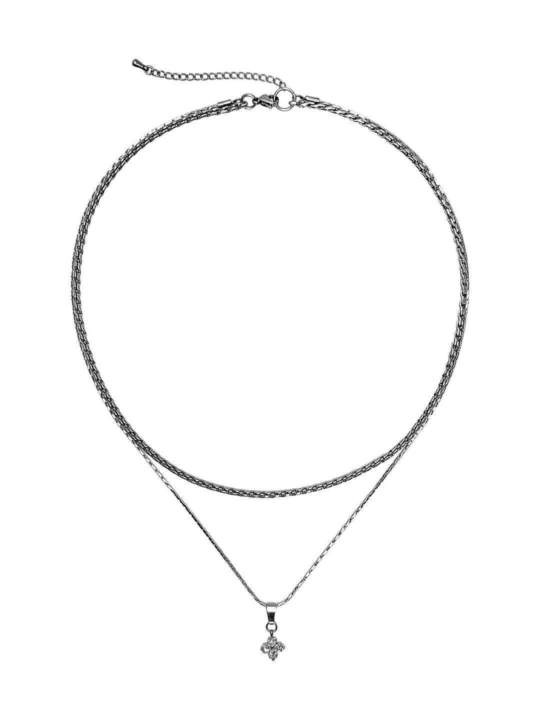 Crystal clover necklace