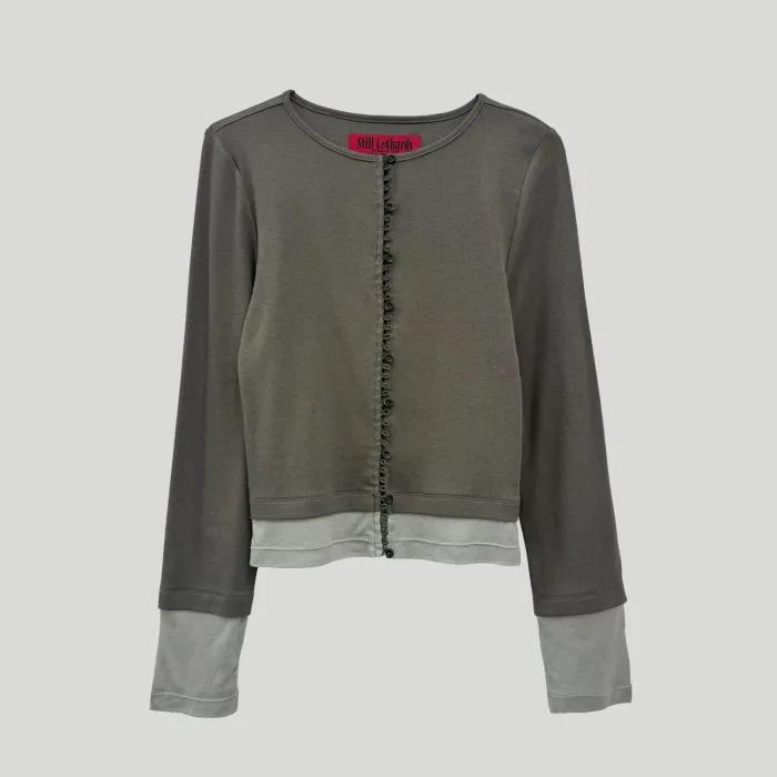 LAYERED BUTTON LOOP TOP