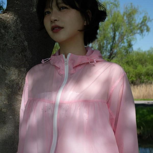 Super light wind breaker with mini bag _pink