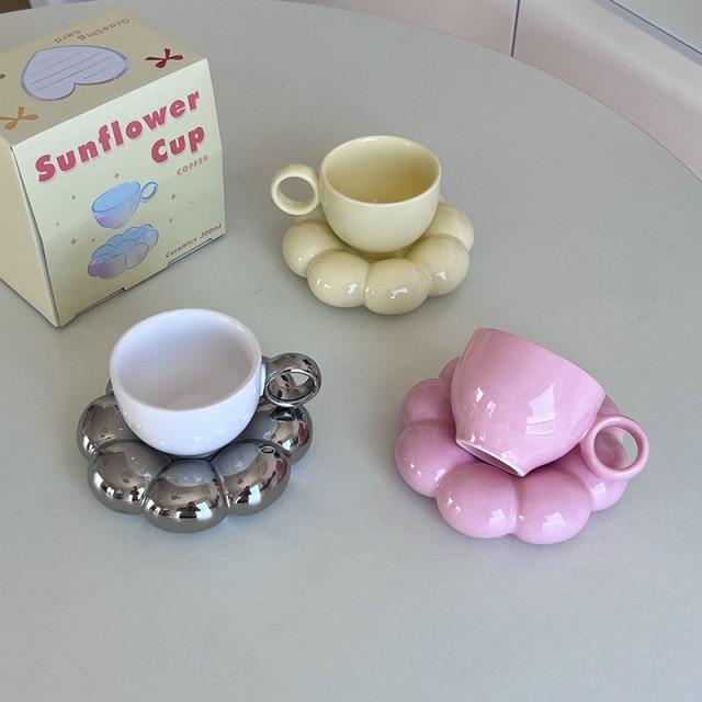 헤이유드 꽃모양찻잔(5color) 볼드한접시 뚱뚱한접시 홈카페 뭉툭 세라믹 레트로