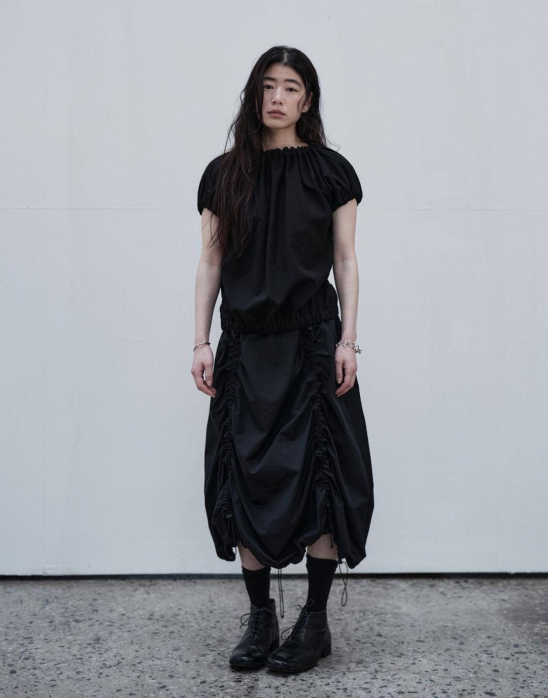 Volume Shirring Top (Black)