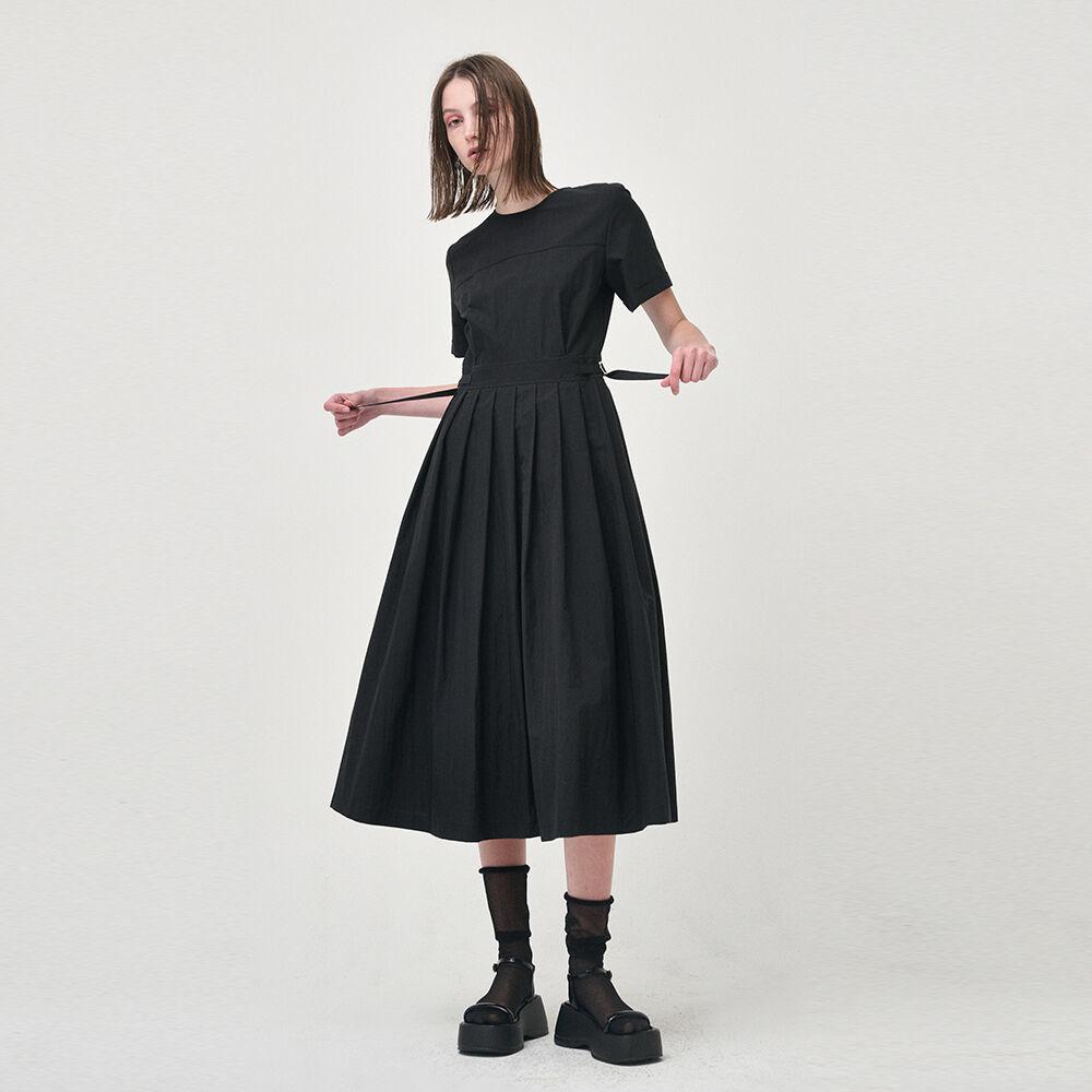 Half Sleeve Pleats Dress, Black