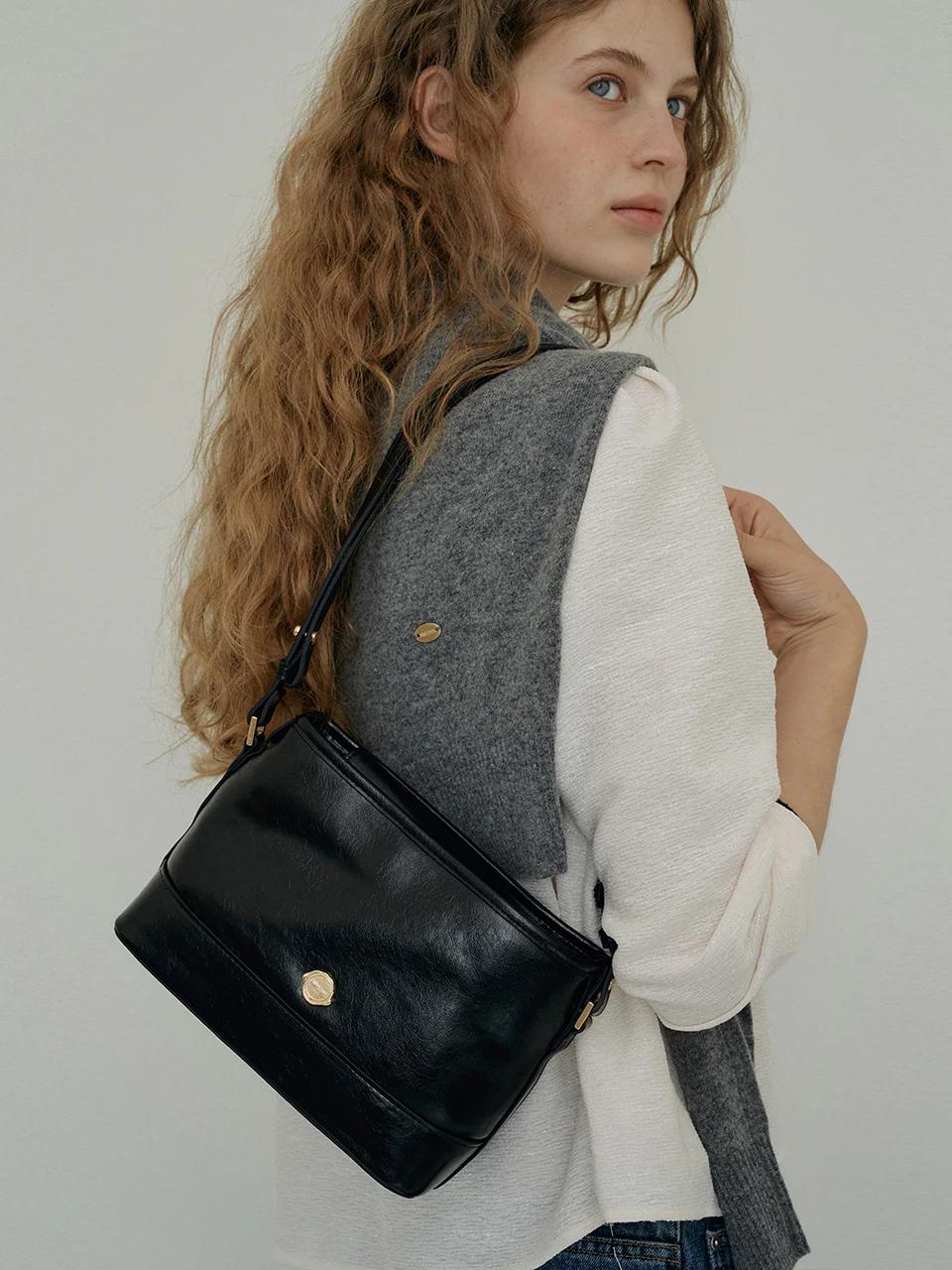 W Mars Mini 2way Bag_Crack Black
