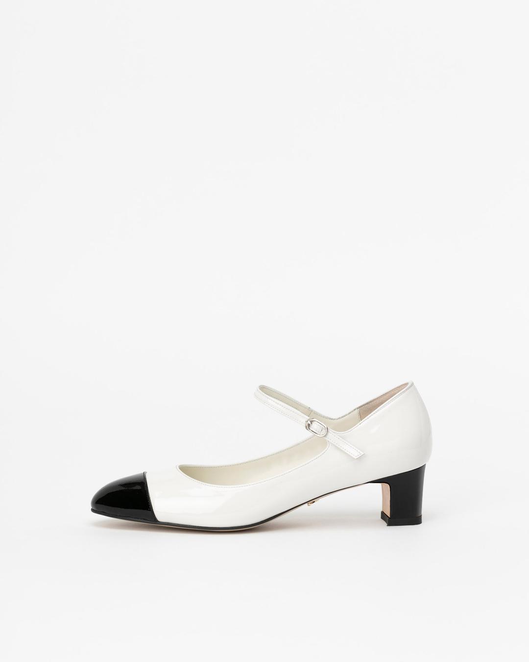 Dione Maryjane Pumps