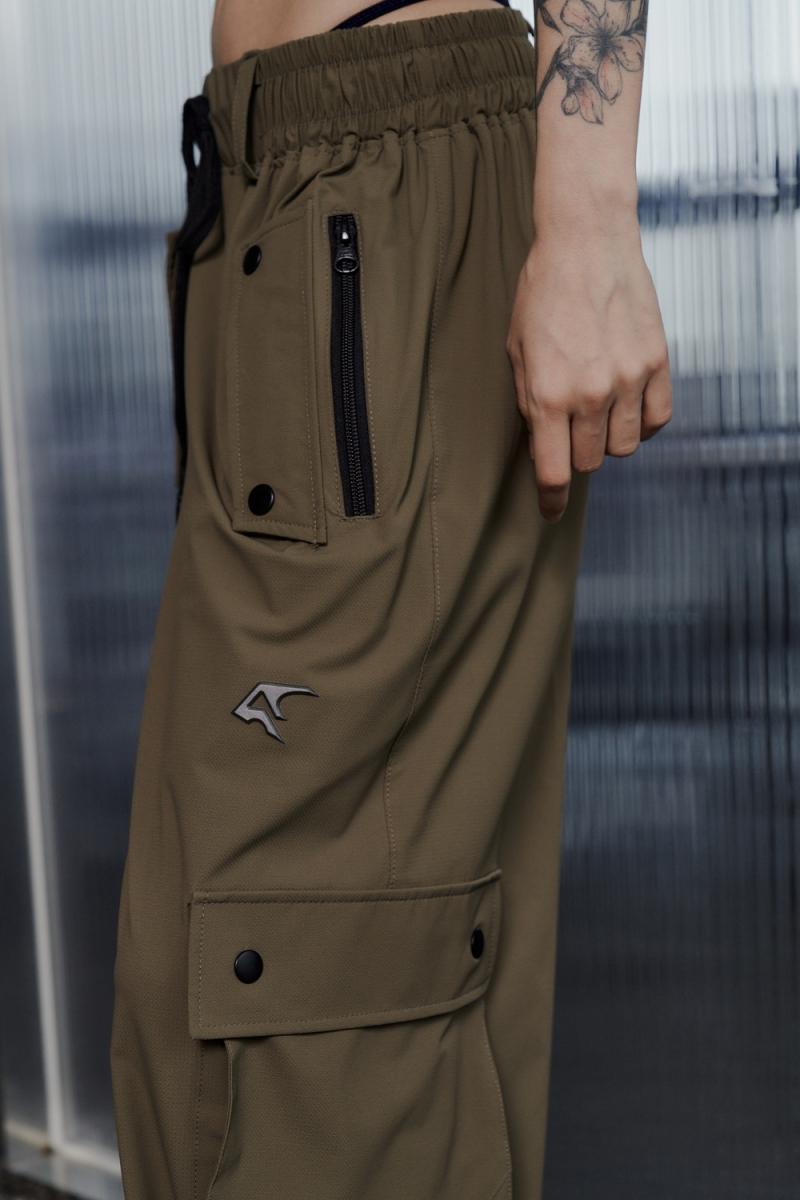 PARACHUTE CARGO PANTS [KHAKI]
