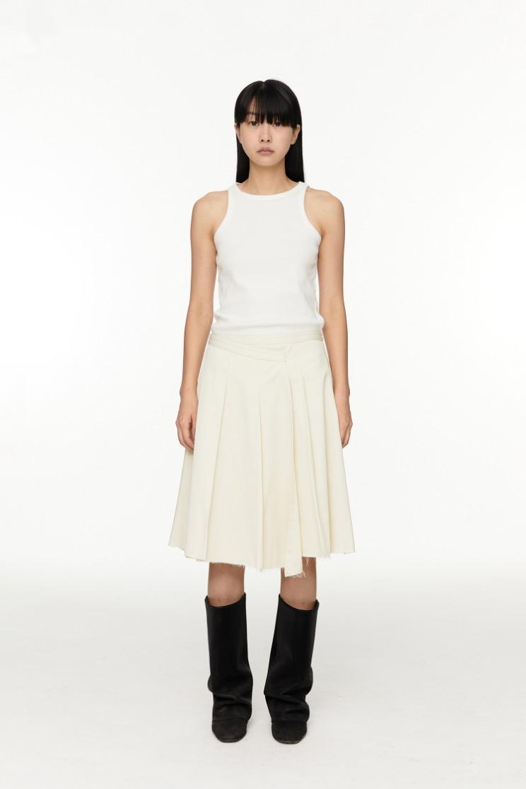 Cut out pleats skirt (BEIGE)