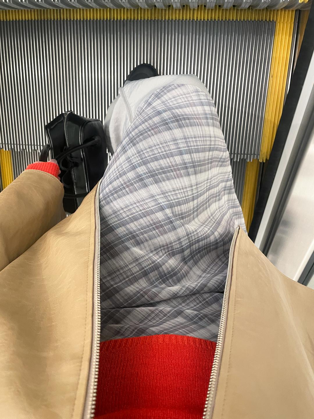 ROMANTIC CHECK FLARE SKIRT