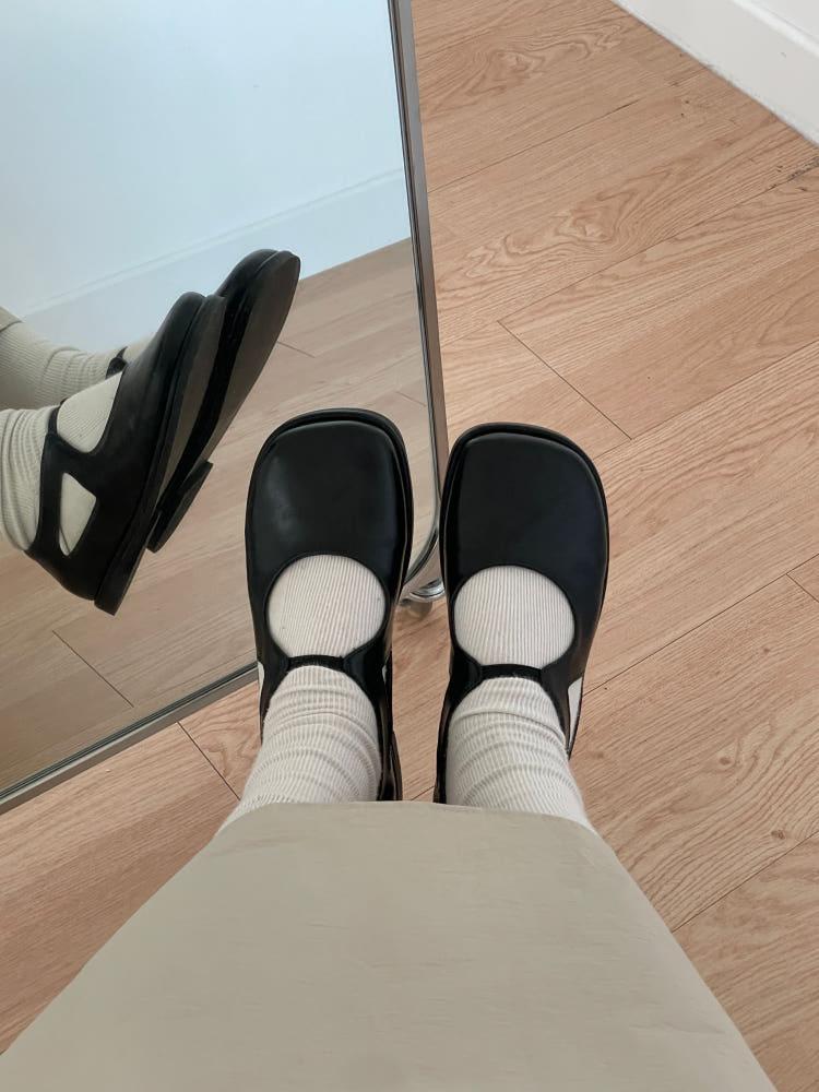 발등 밴딩 플랫 로퍼
