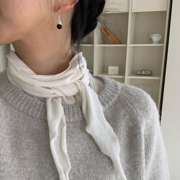 Tender scarf T-shirt (3c)