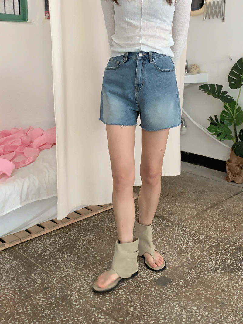 Cozy Short Denim