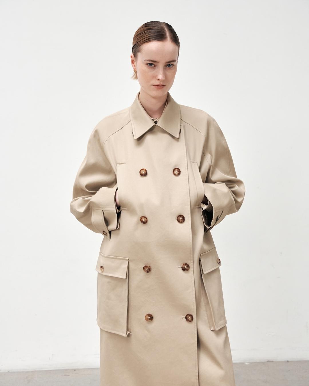 Oversized raglan coat