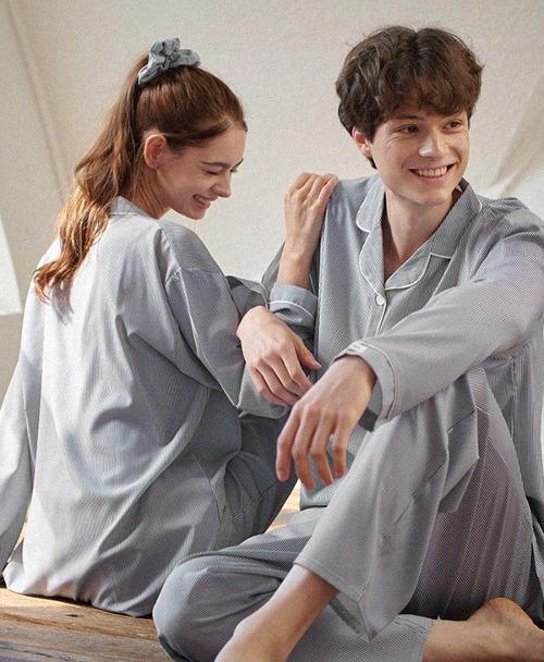 컴포트 스트라이프 라인 긴팔 커플 잠옷 세트 3colors