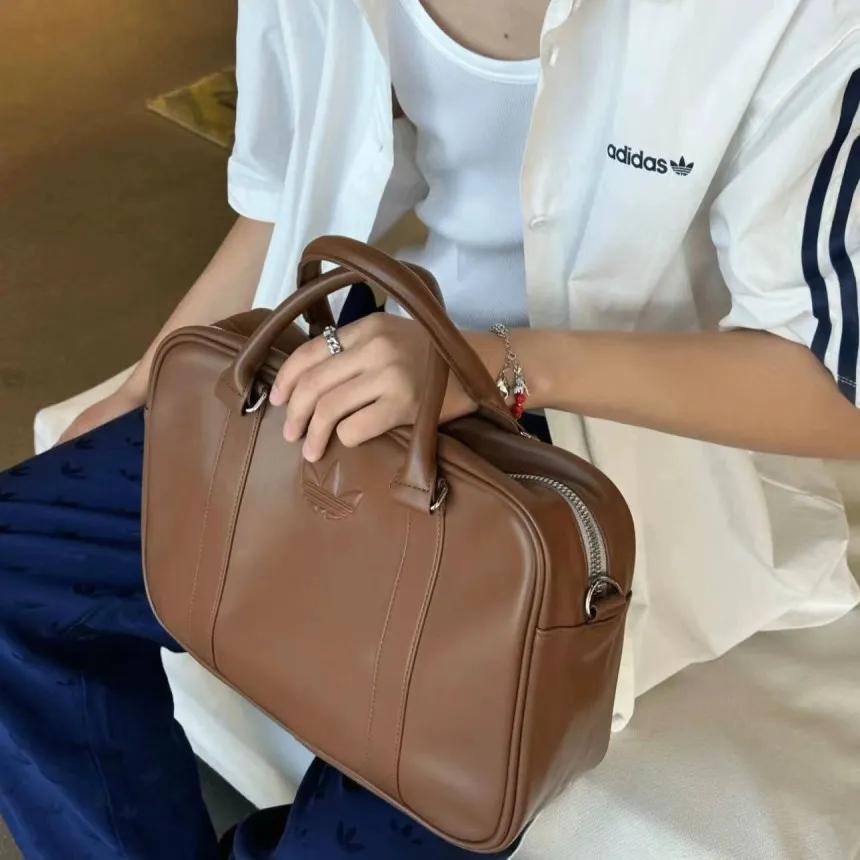 아디다스 오리지널스 토트백 숄더백 크로스백 브라운 남녀공용