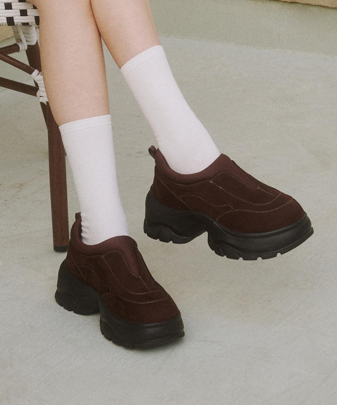 솔트앤초콜릿 (11/18 예약배송)[에스파 지젤 착용] 아콘 스니커즈 412430006 (6cm/3colors)