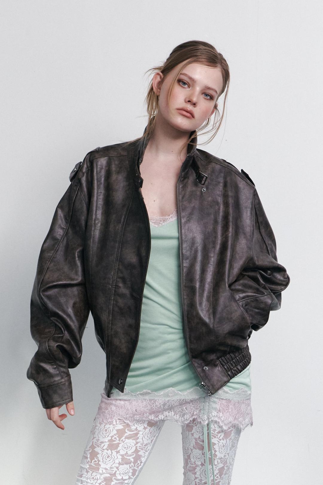 [ 04.13 예약 배송 ] Gia Leather Bomber jacket (Washed Brown)