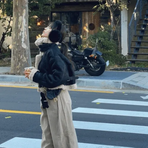 12월첫째주입고 주문순차발송[무조건소장] 뮤뮤크롭무스탕