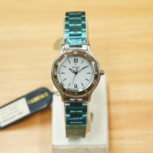90s 세이코 solor v181-0a40 여성용 쿼츠 시계