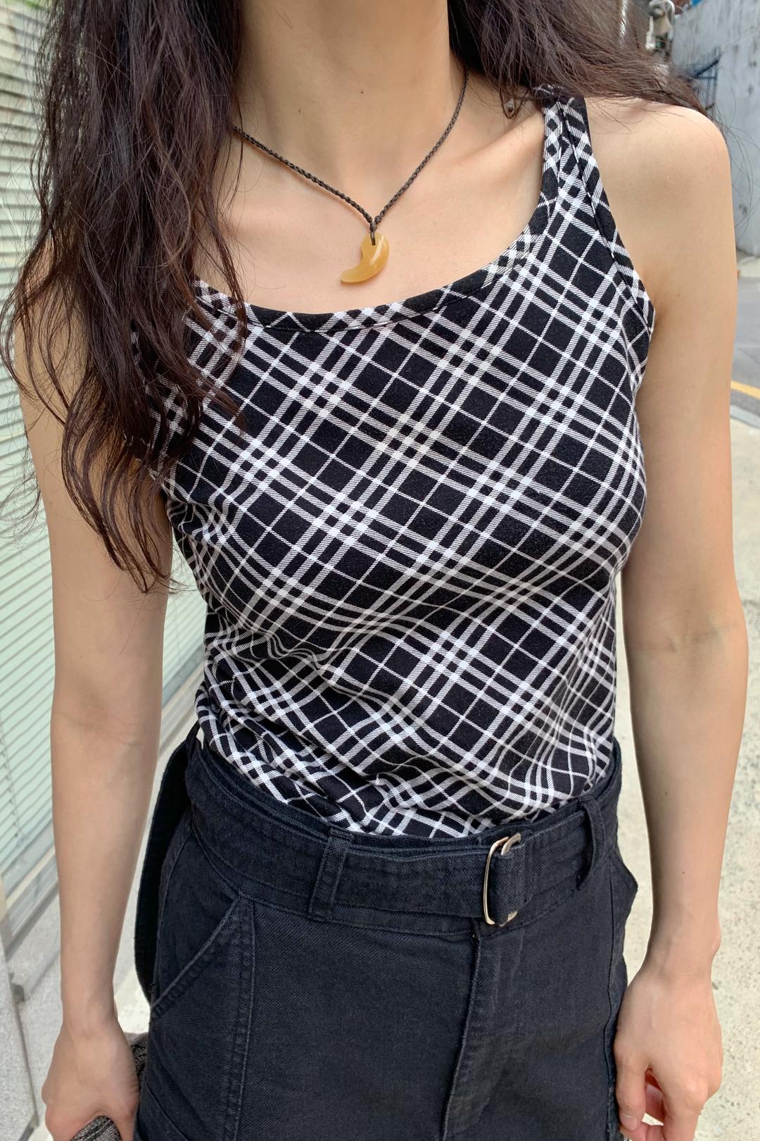 vintage BURBERRY check sleeveless